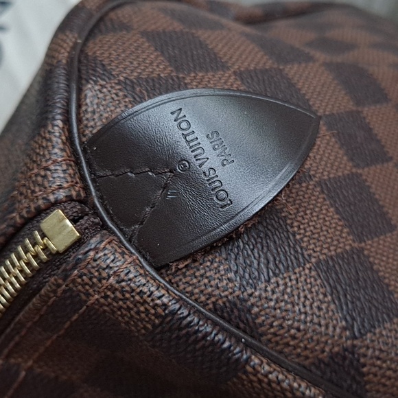 Authentic Louis Vuitton Speedy 30 - Picture 3 of 16